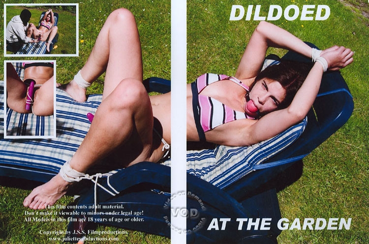 Dildoed At The Garden (2020/SD/289 MB)